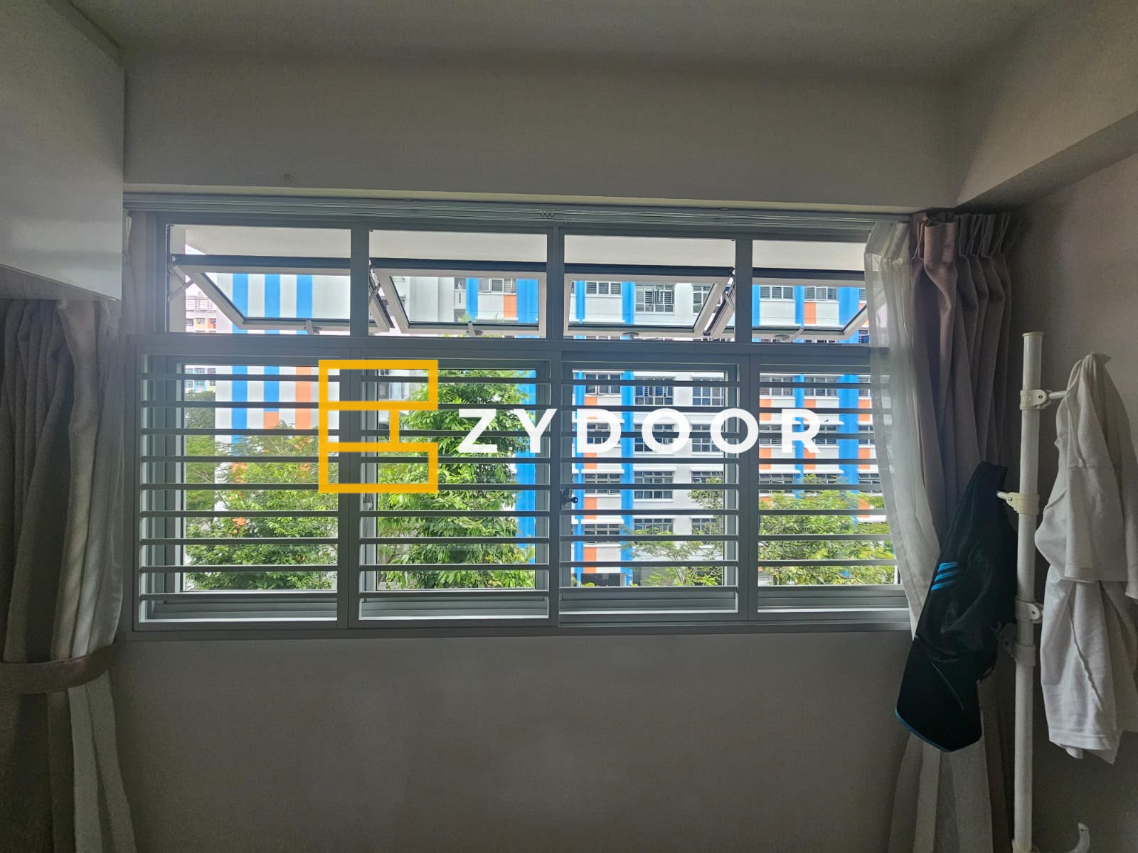 window_grille_seaview